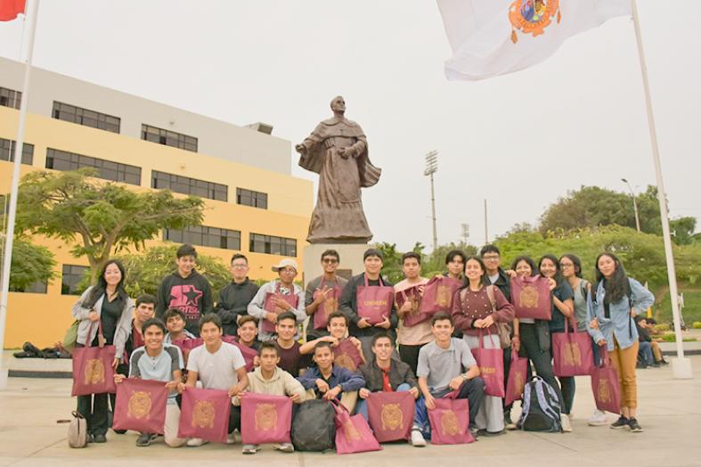 El Vicerrectorado Académico de Pregrado entrega “Pack Sanmarquino” a ingresantes